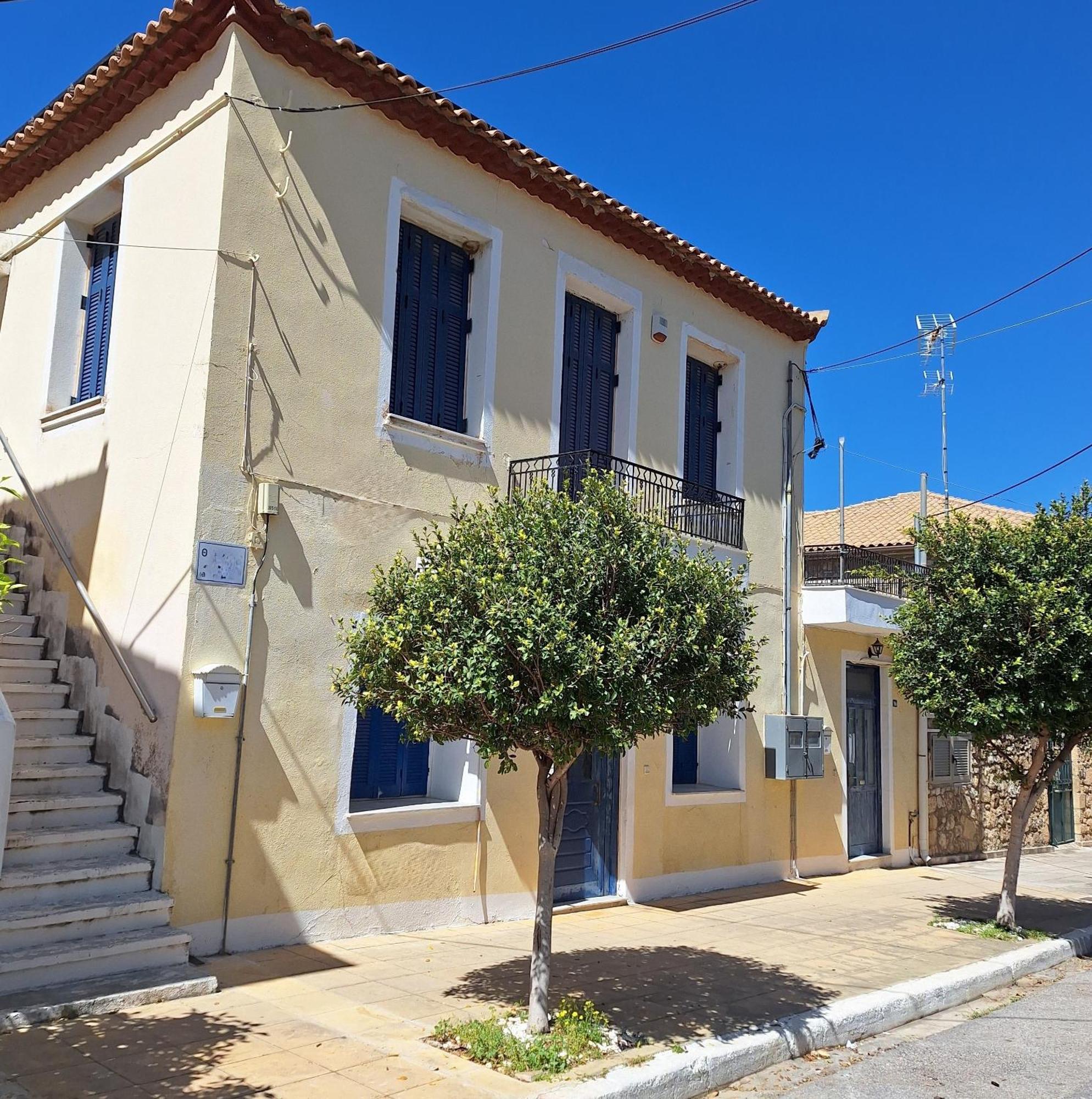 Ariadne Studio Kyparissia Luaran gambar